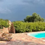 Raminorca Mit Grossem Pool - Fruehstueck Kann Man Bei Uns Dazu Buchen