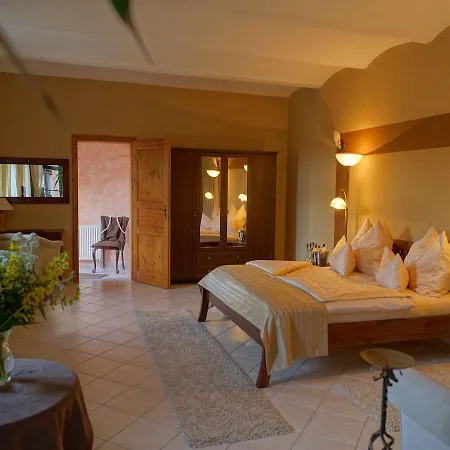 Raminorca Ferienwohnung Mit Grossem Pool - Fruehstueck Kann Man Bei Uns Dazu Buchen 3* Ramin